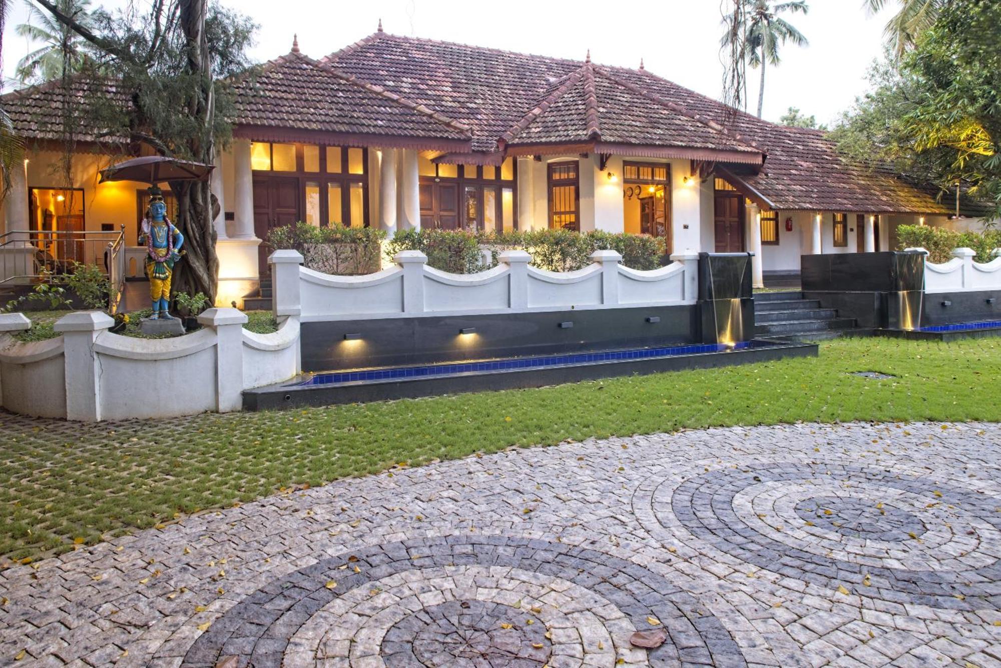 Amritha Heritage Thiruvananthapuram Luaran gambar